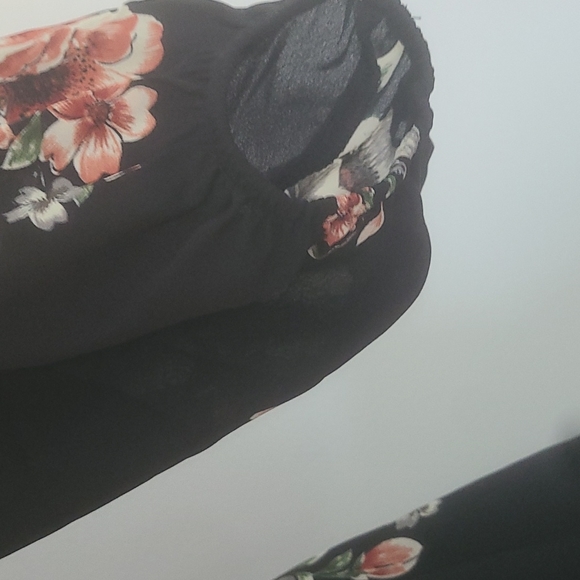 Dress - Picture 3 of 5